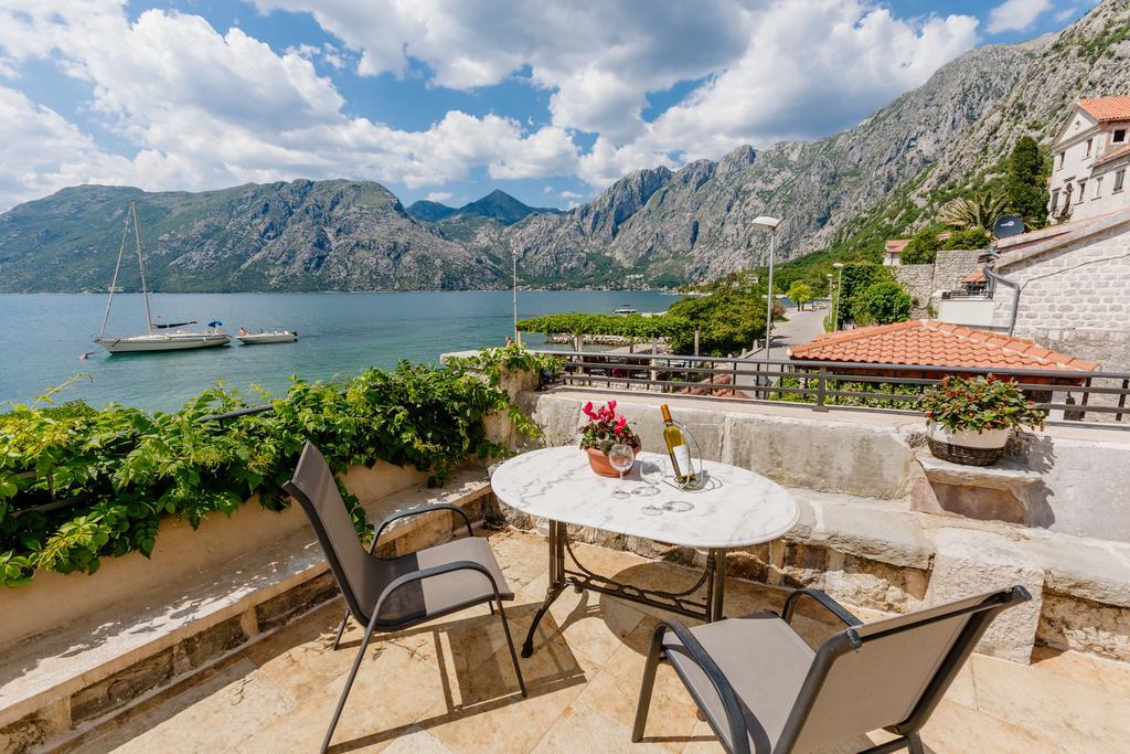 Villa Luxury Stone On The Sea With Private Pool And View Kotor Exterior photo